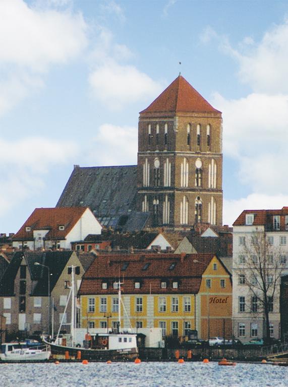 Hotel Altes Hafenhaus 로스토크 객실 사진