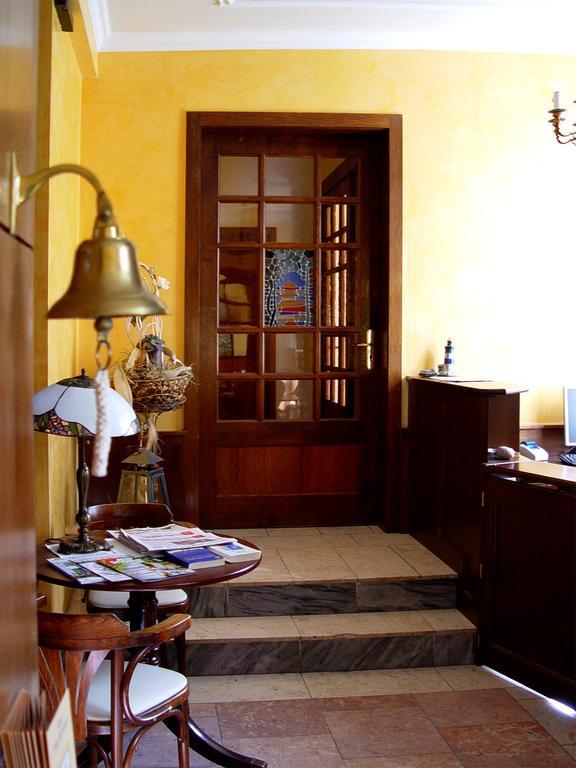 Hotel Altes Hafenhaus 로스토크 외부 사진